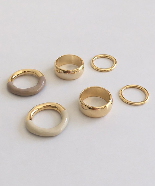 cream gold ring set